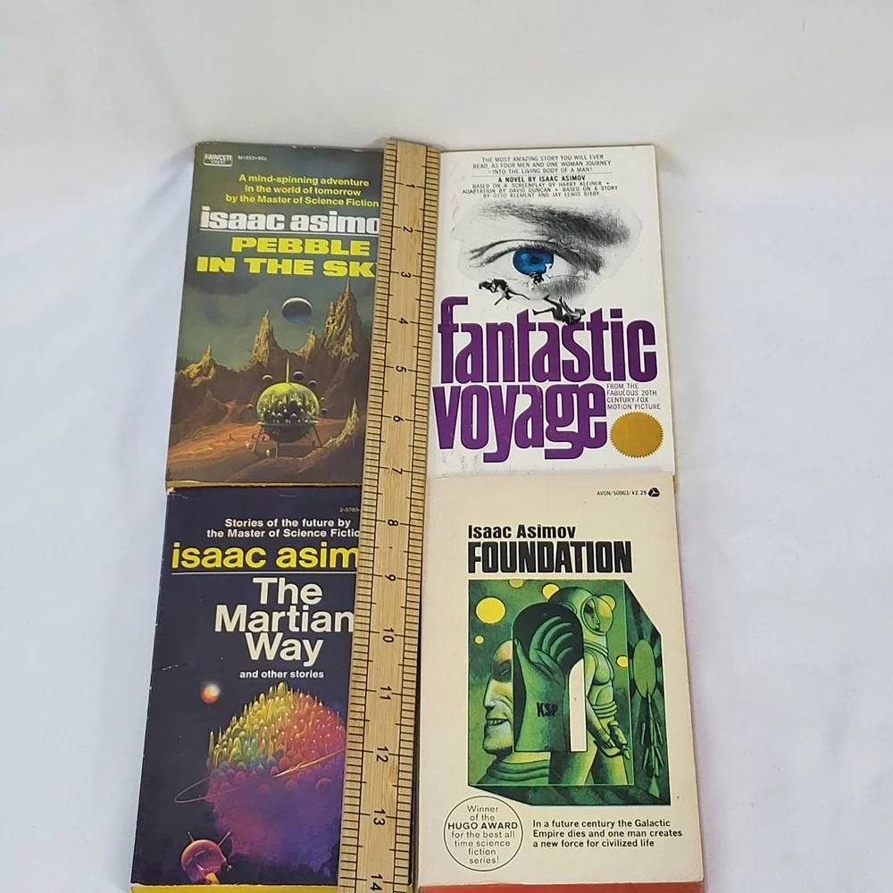 Isaac Asimov Vintage Sci-Fi Book Lot Foundation Fantastic Voyage Martian Way